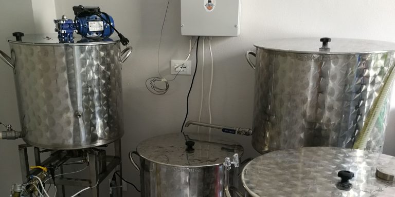 Vendesi impianto produttivo completo marca Polsinelli