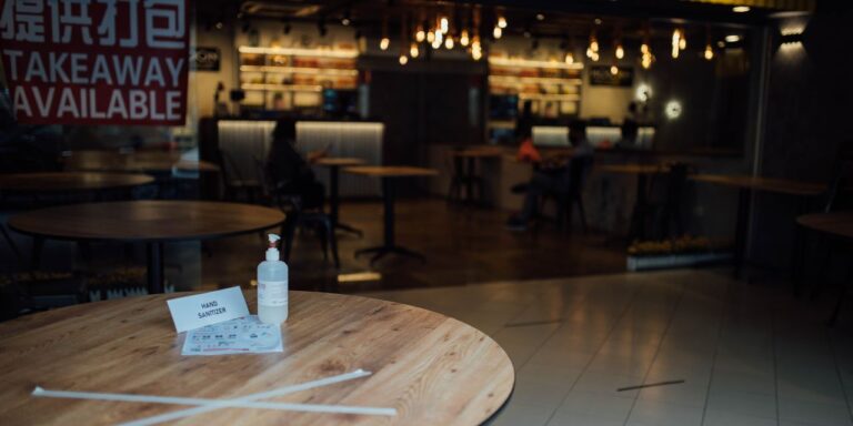 Regole Inail per le riaperture: come potrebbero adattarsi a pub e birrerie?