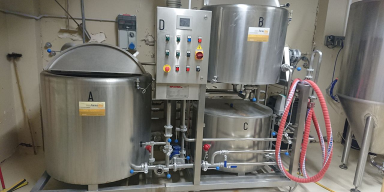 Il Birrificio del Vulture vende sala cottura e fermentatori