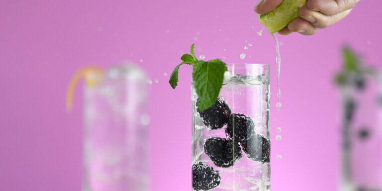 Whisky, kombucha e hard seltzer: quando i birrifici italiani si spingono oltre la birra