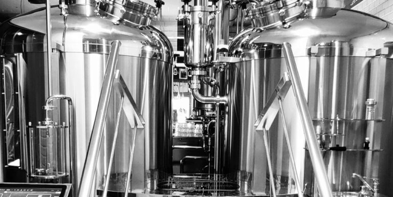 Vendesi impianto produttivo completo con sala cottura da 1.000 litri