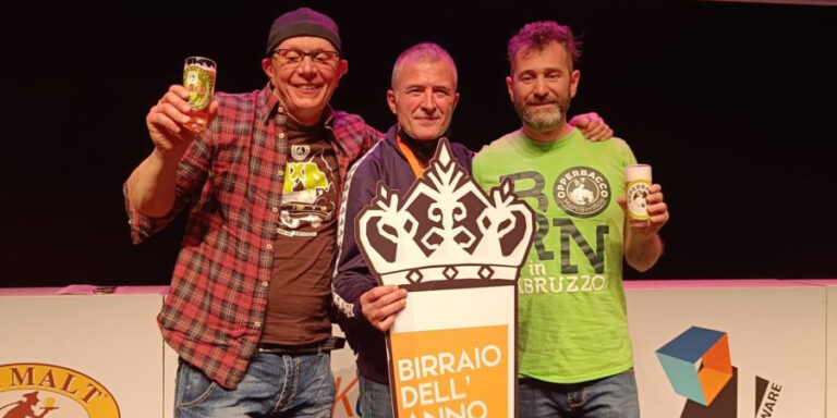Luigi Recchiuti (Opperbacco) trionfa a Birraio dell’anno: è la rivincita della “vecchia guardia”