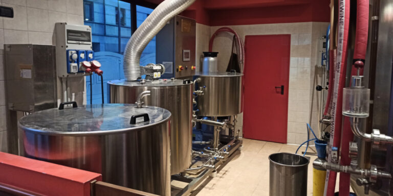 Brewpub De La Tour vende impianto completo e valuta cessione attività