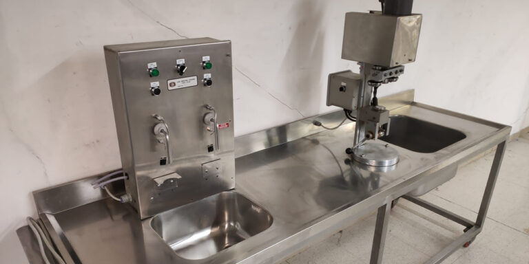 Il birrificio Bibibir vende una inlattinatrice semiatutomatica