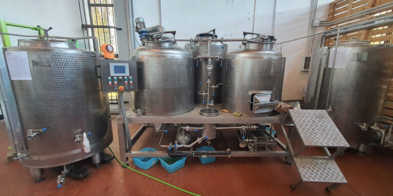 Vendesi impianto produttivo completo (sala cotte da 500 litri)