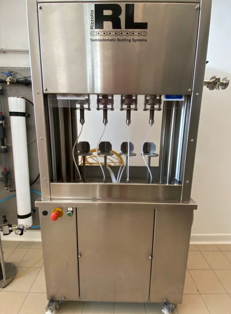 Brew Gruff vende un’imbottigliatrice isobarica semi automatica