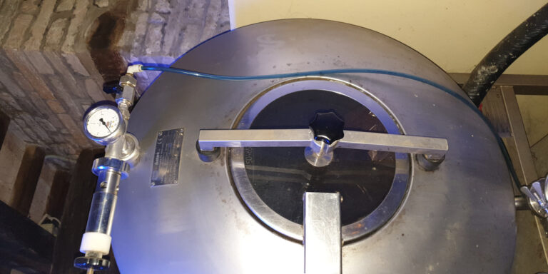 Vendesi 4 tank di spillatura / maturazione