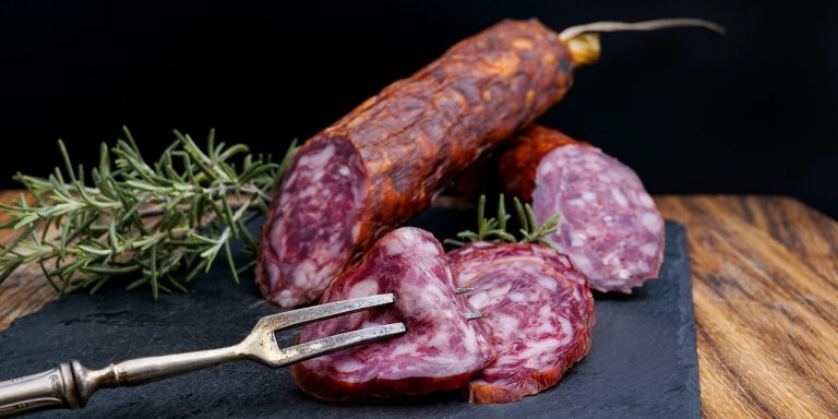 Non di solo maiale vive il salume: birre artigianali e insaccati alternativi