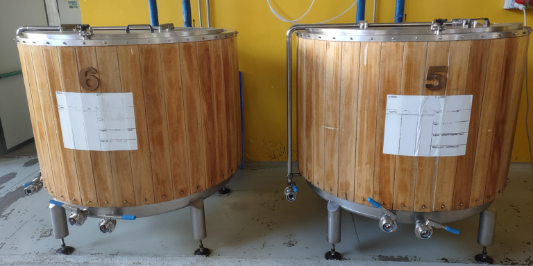Il birrificio Gravità Zero vende fermentatori da 12 hl e fusti di vario tipo