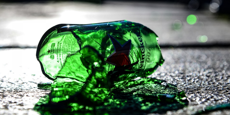 Assobirra prevede un 2023 nero per la birra italiana: calo drammatico di vendite ed export