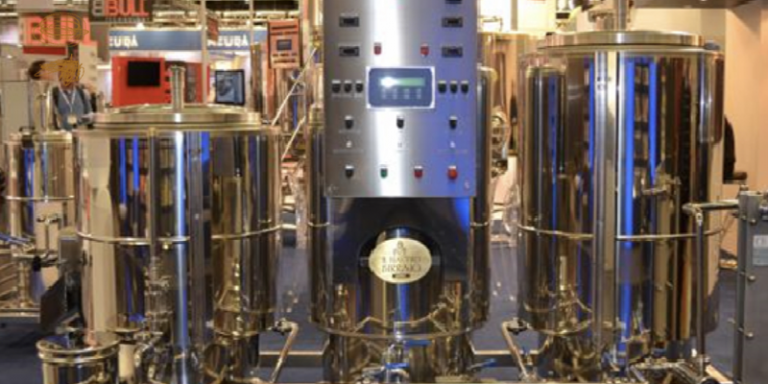 Vendesi impianto completo con sala cottura elettrica a tre caldaie