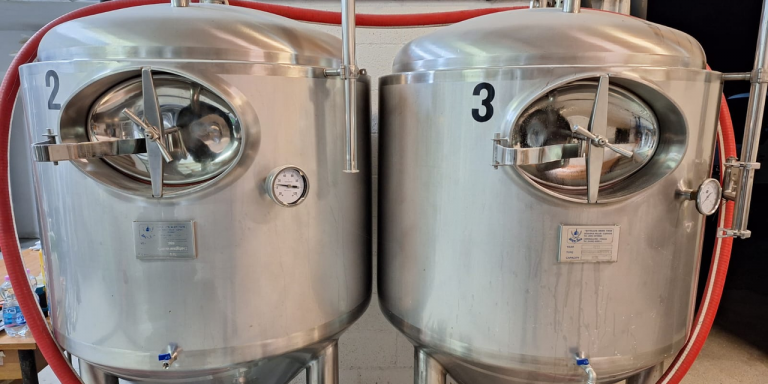 Il birrificio Aquila D’Oro vende due fermentatori isobarici da 600 litri