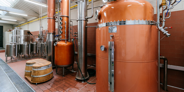 La distilleria Strada Ferrata cerca un addetto per la produzione di whisky