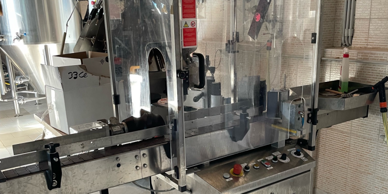Emod Beer vende un’etichettatrice automatica da 1.200 bottiglie/ora