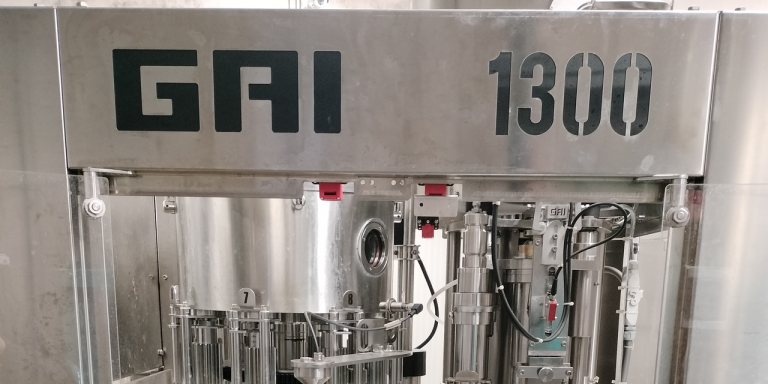 Vendesi imbottigliatrice monoblocco non isobarica