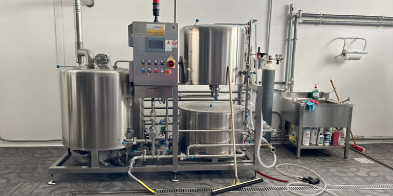 Il birrificio Broken Bridge vende impianto completo con sala cotte da 2,5 hl