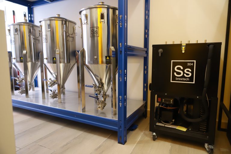 Vendesi impianto completo all in one da 70 l con attrezzature