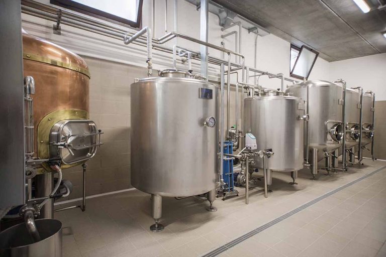 Il Birrificio Morosina vende impianto produttivo completo