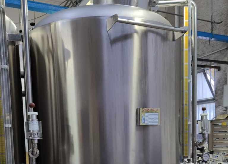 Il birrificio Torre Mozza vende 2 fermentatori troncoconici da 16 hl