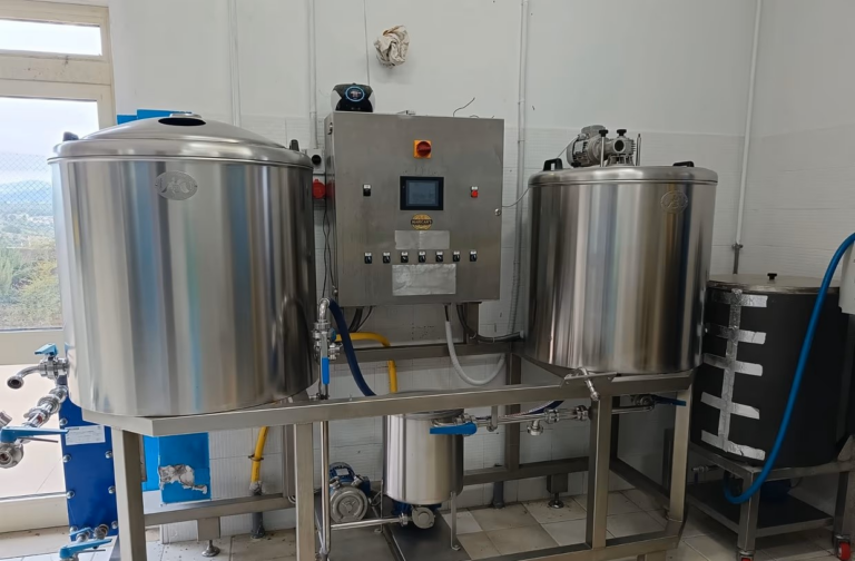Vendesi impianto completo con sala cottura da 250 litri, anche in parti separate