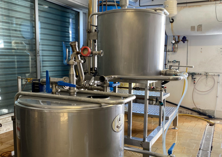 Il Birrificio Trunasse vende sala cottura da 320 litri e attrezzature varie