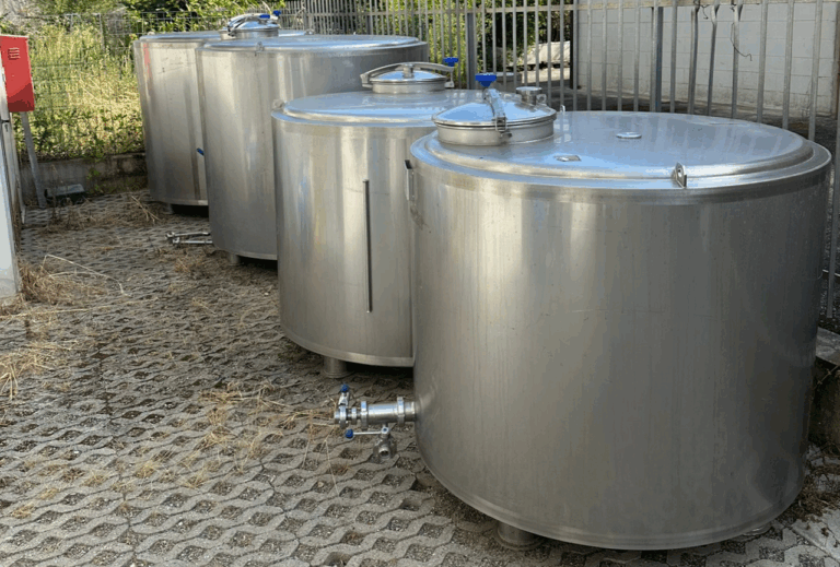 Il birrificio Elav vende fermentatori e maturatori orizzontali