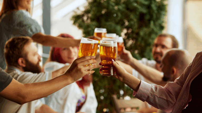 Mindful drinking, zebra striping e Gen Z: cosa significano le parole che stanno cambiando la birra