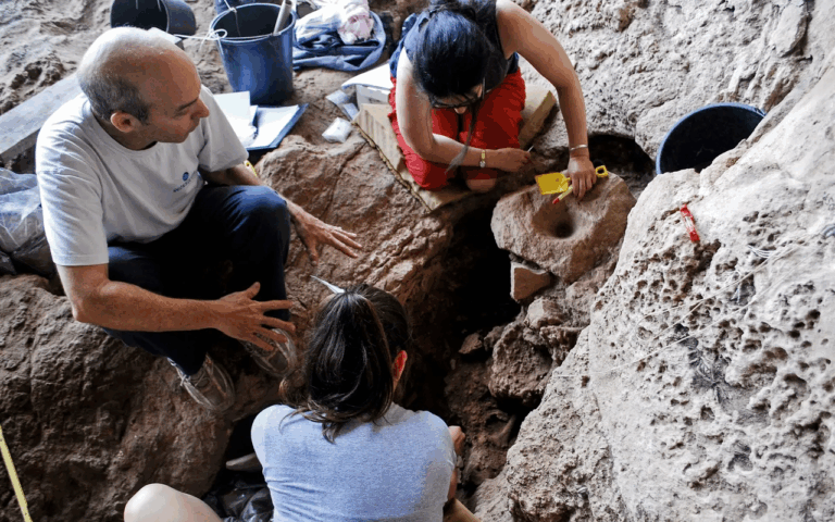 Clamorosa scoperta archeologica in Israele: la birra esisteva già 13.000 anni fa