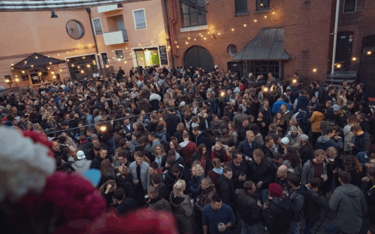 È tempo di Bockbieranstich: le feste della Franconia che celebrano le Bock