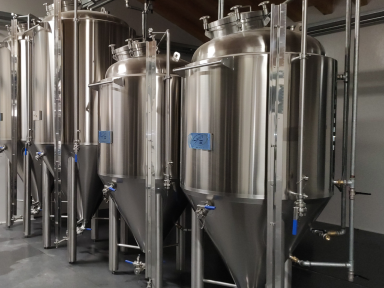 Soci’s vende due serbatoi isobarici nuovi di fabbrica, in pronta consegna, da 1.000l e 2.000l